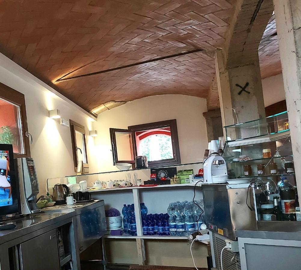 Agriturismo Azienda Agricola Ferrari M.Rita Pozza Bagian luar foto